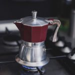 znajdź najlepszą kawiarkę turystyczną