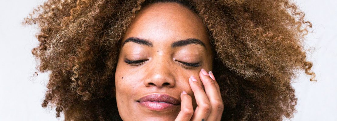 Znajdź najlepsze olejki do twarzy