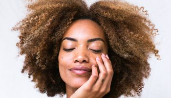 Znajdź najlepsze olejki do twarzy