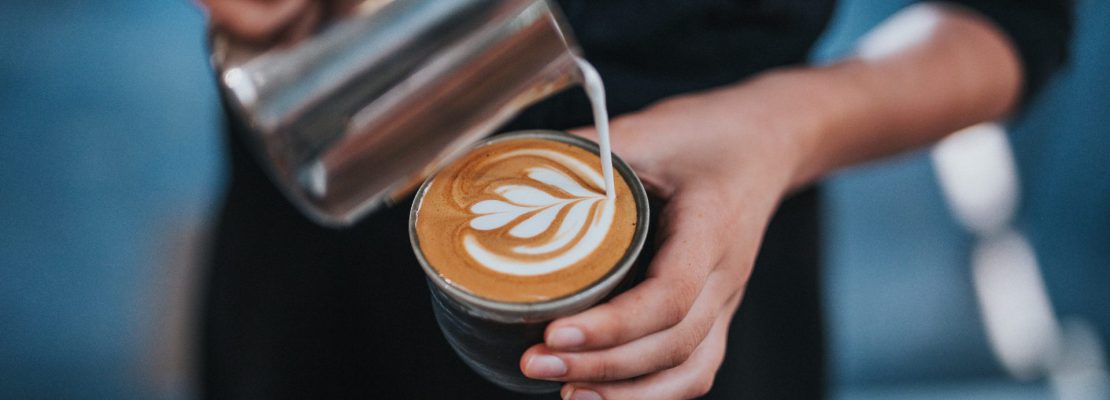 Najlepsze spieniacze do mleka