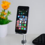 ranking najlepszych uchwytów na telefon do samochodu.