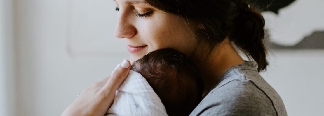 najlepsze nosidełka dla niemowlęcia